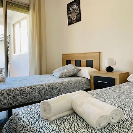 Almirante 1º Linea De Playa Con Parking Appartement *