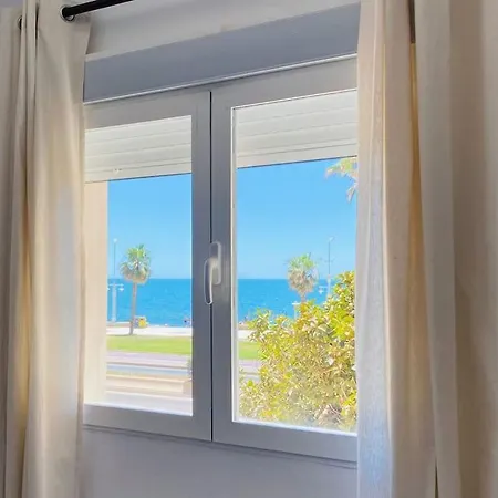 Almirante 1º Linea De Playa Con Parking Appartement *
